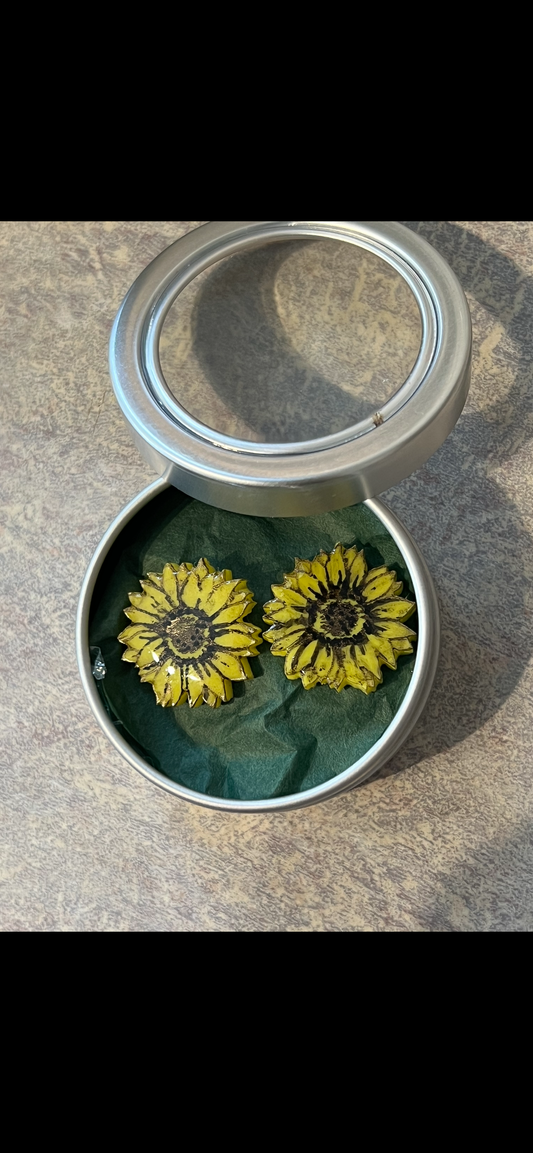 Sunflower- stud earrings -