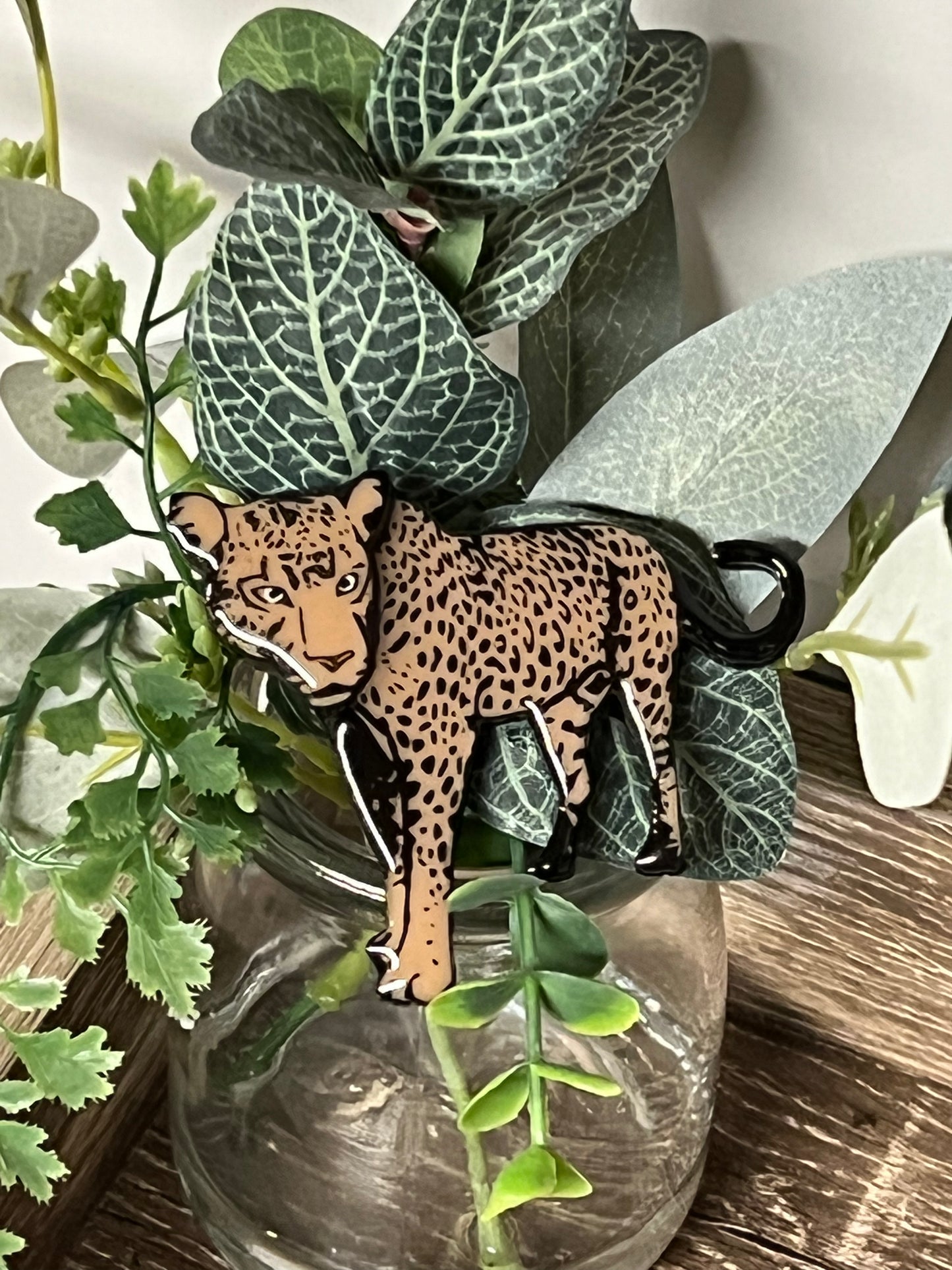 Leon - (leopard is the new black)