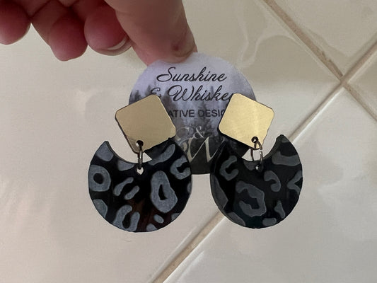Acrylic elegance dangle earrings